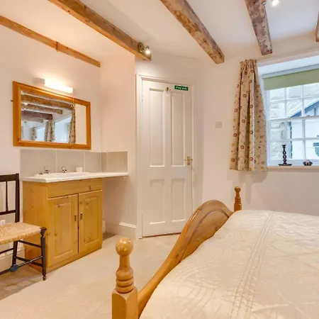 2 Bed In Whitby Oc-r031 מפרץ רובין הוד